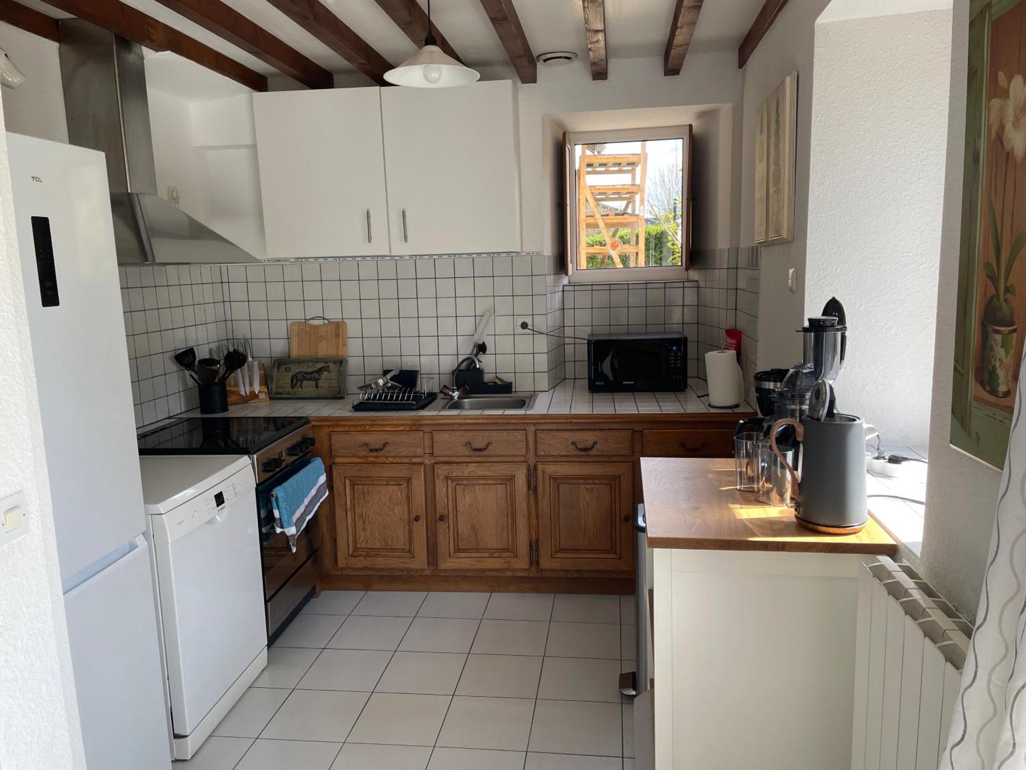 Les Maisons Des Halles Cerisy-la-Foret Bagian luar foto