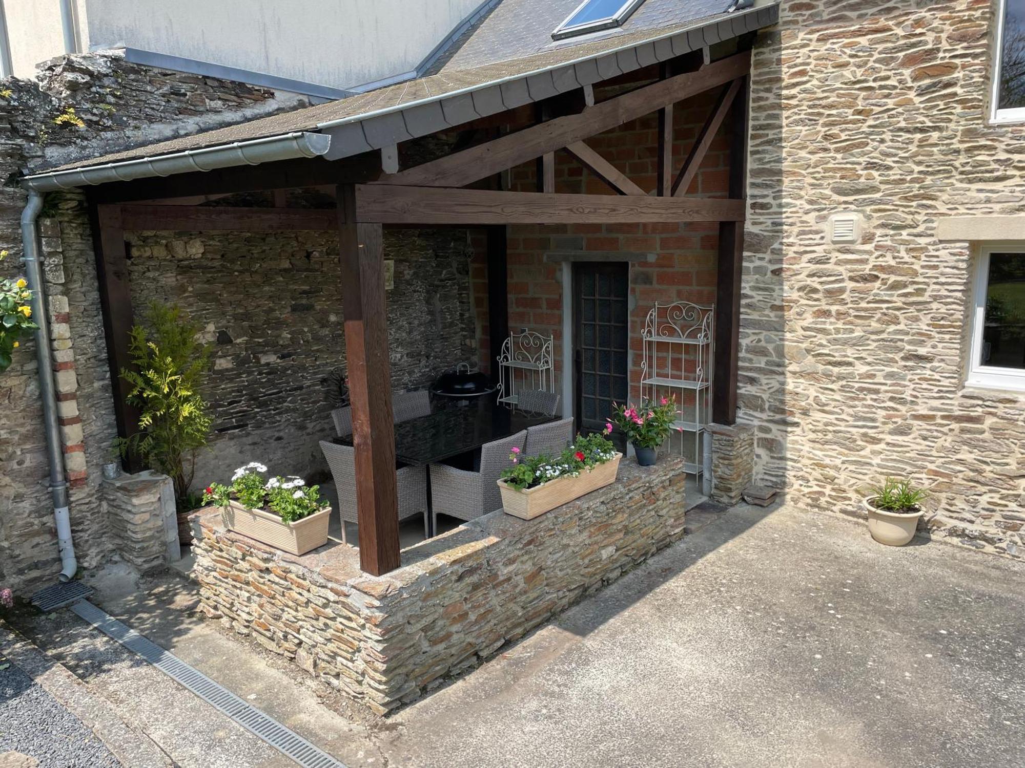Les Maisons Des Halles Cerisy-la-Foret Bagian luar foto
